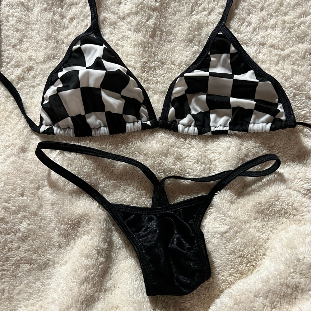 Black & White Check Triangle Bikini Set - Women Intimates